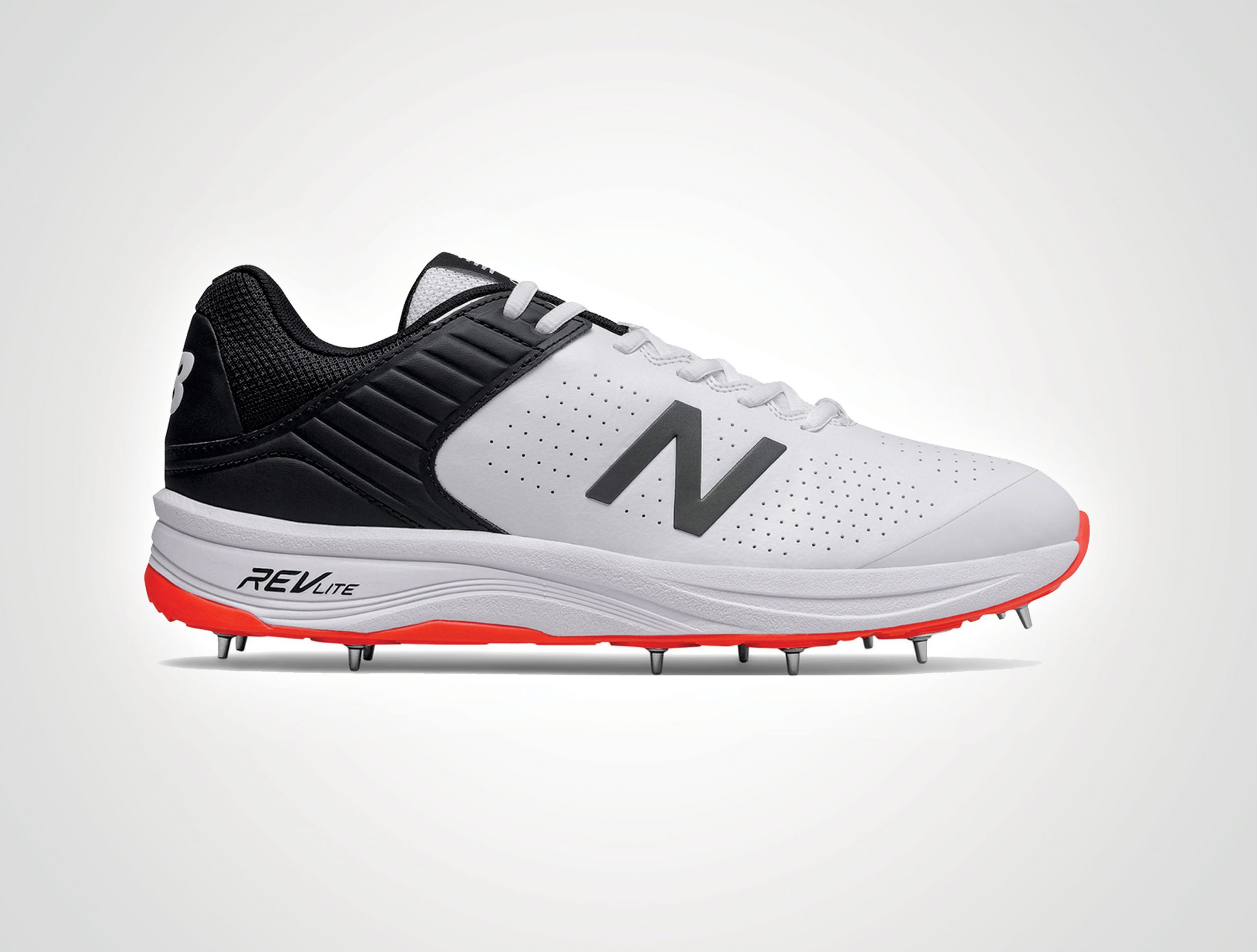 can i use cricket shoes for running